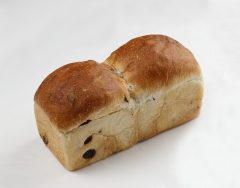 レーズン食パン（1本） 画像