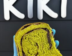 4月11日(土)より、宇治抹茶食パン・香ばし１７穀食パンを販売いたします。